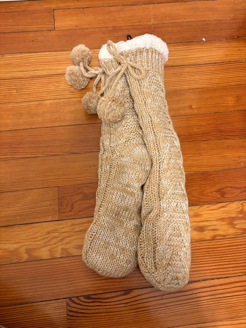 Express Cozy Cable Knit Pom-Pom Slipper Grip Socks - BRAND NEW WITH TAGS